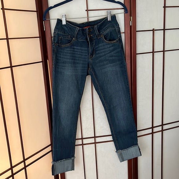Astor Denim Junior Jeans Size 7 in EUC - Picture 1 of 7